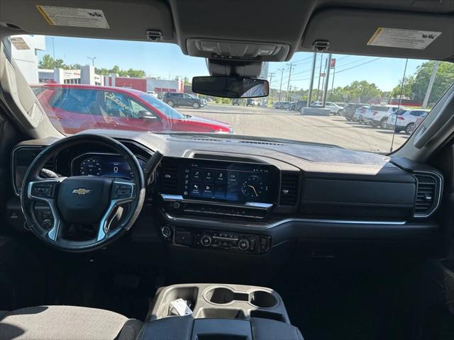 2024 Chevrolet Silverado 1500 4WD Crew Cab Short Bed LT