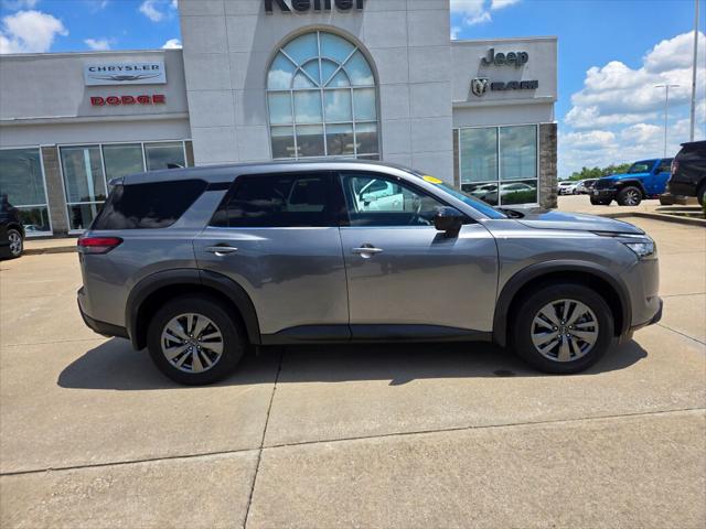 2023 Nissan Pathfinder S 4WD