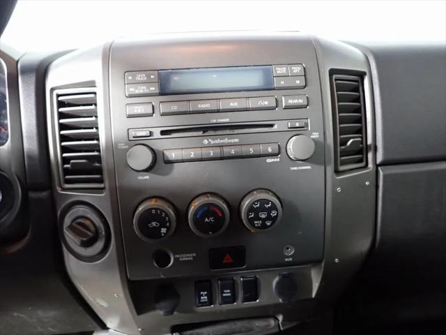 2004 Nissan Titan SE