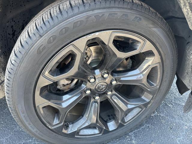 2022 RAM 1500 Limited Crew Cab 4x2 57 Box
