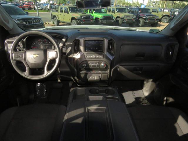 2021 Chevrolet Silverado 1500 2WD Crew Cab Short Bed Custom 2021 Chevrolet Silverado 1500 2WD Crew Cab Short Bed Custom