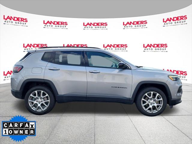 2022 Jeep Compass Latitude Lux 4x4