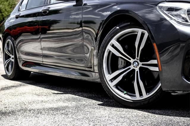 2018 BMW 740i 740i