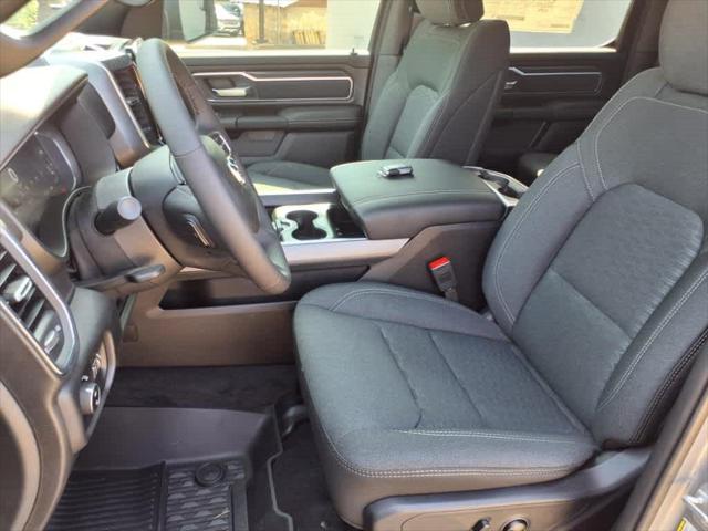 2025 RAM Ram 1500 RAM 1500 LONE STAR CREW CAB 4X4 57 BOX
