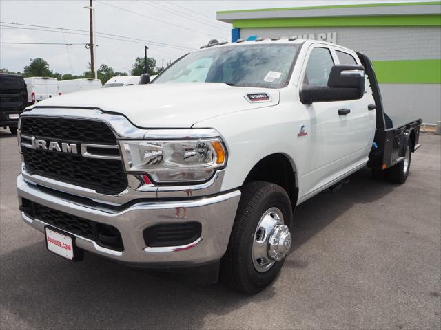 2024 RAM Ram 3500 Chassis Cab RAM 3500 TRADESMAN CREW CAB CHASSIS 4X4 60 CA
