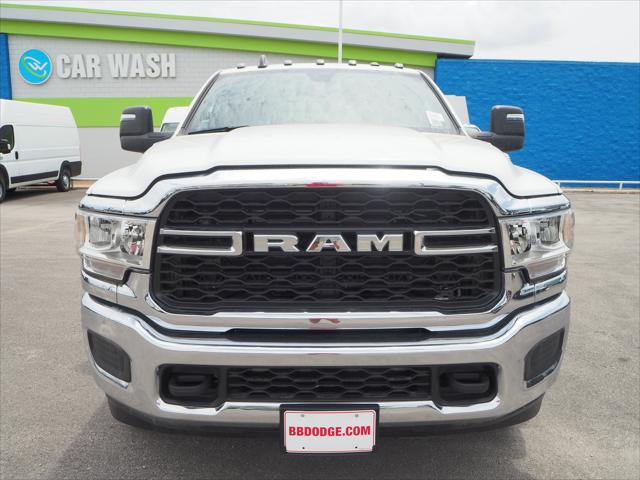 2024 RAM Ram 3500 Chassis Cab RAM 3500 TRADESMAN CREW CAB CHASSIS 4X4 60 CA