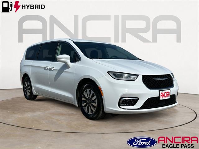 2022 Chrysler Pacifica Hybrid Touring L