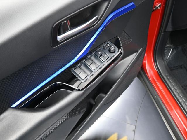 2022 Toyota C-HR XLE