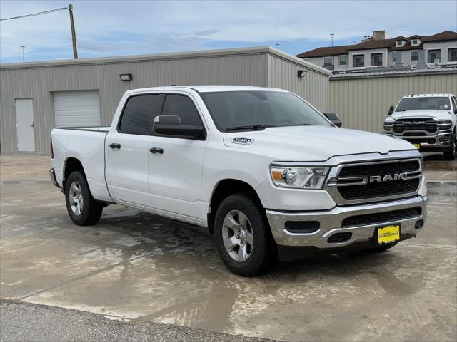 2024 RAM Ram 1500 RAM 1500 TRADESMAN CREW CAB 4X2 64 BOX