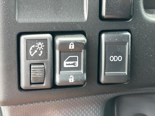 2025 Chevrolet 3500 LCF Gas 2WD REG CAB 176