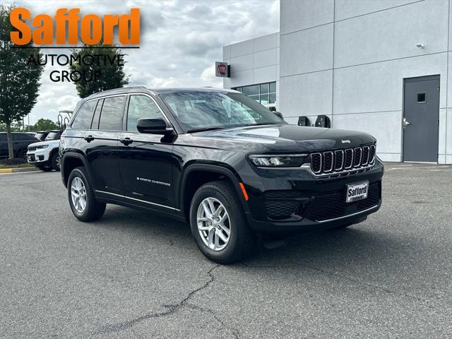 2025 Jeep Grand Cherokee GRAND CHEROKEE LAREDO X 4X4