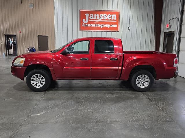2006 Mitsubishi Raider LS