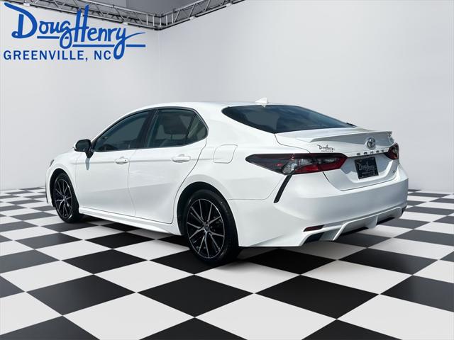 2023 Toyota Camry SE