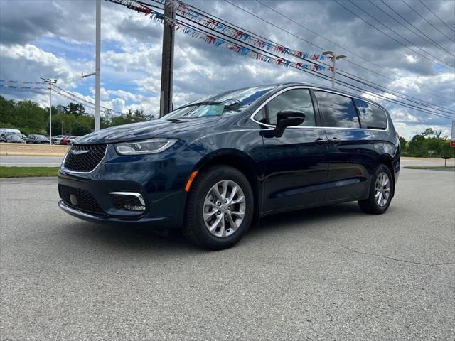 2025 Chrysler Pacifica PACIFICA SELECT AWD