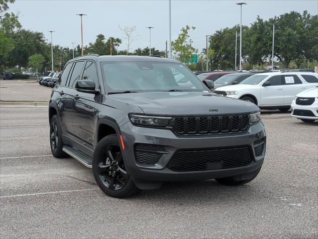 2024 Jeep Grand Cherokee Altitude 4x2