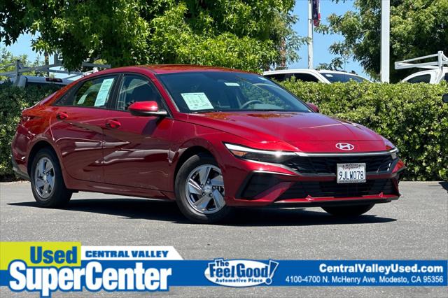 2024 Hyundai Elantra SE