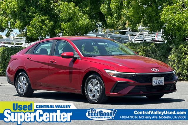 2024 Hyundai Elantra SE