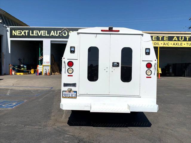 2017 Chevrolet Express Cutaway Work Van