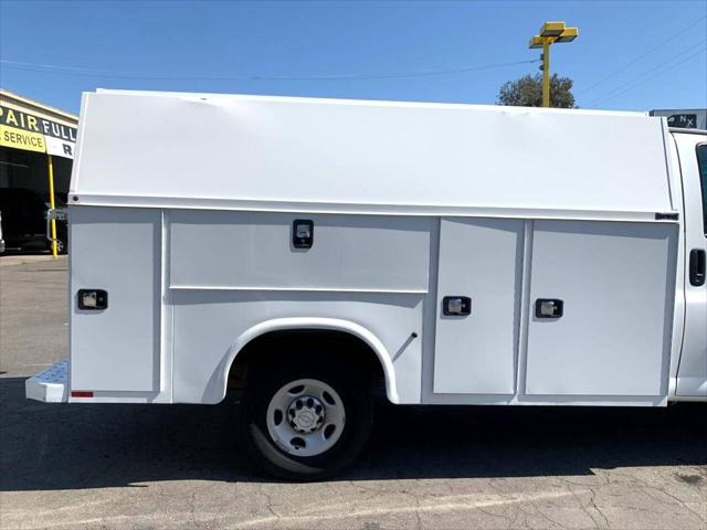 2017 Chevrolet Express Cutaway Work Van
