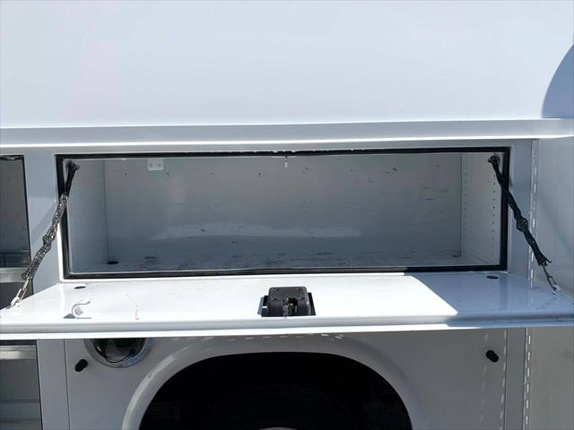 2017 Chevrolet Express Cutaway Work Van