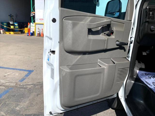 2017 Chevrolet Express Cutaway Work Van