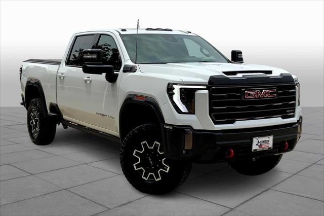 2024 GMC Sierra 2500HD 4WD Crew Cab Standard Bed AT4X