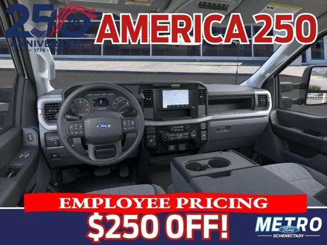 2025 Ford F-550 XL