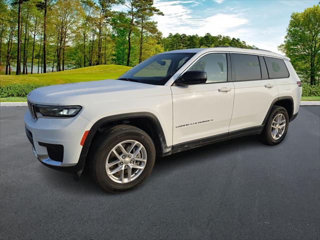 2023 Jeep Grand Cherokee L Laredo 4x4