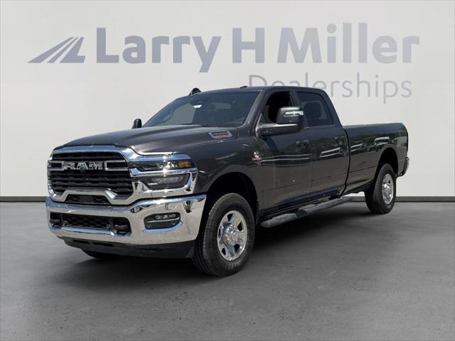 2025 RAM Ram 3500 RAM 3500 TRADESMAN CREW CAB 4X4 8 BOX