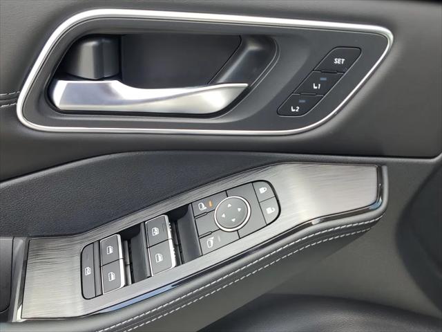 2025 Nissan Rogue Platinum FWD
