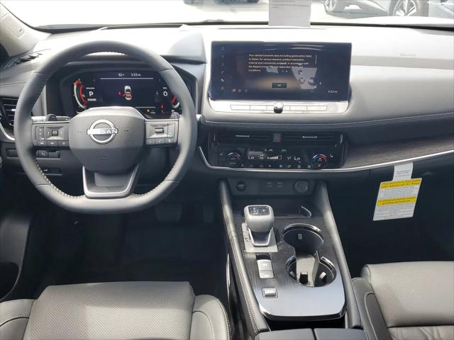 2025 Nissan Rogue Platinum FWD