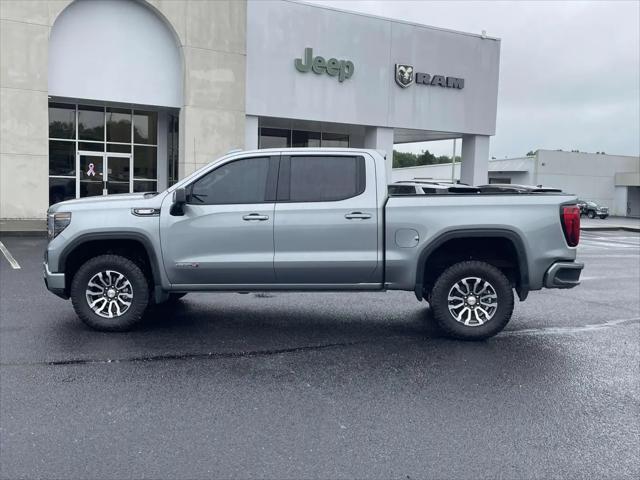 2023 GMC Sierra 1500 4WD Crew Cab Short Box AT4
