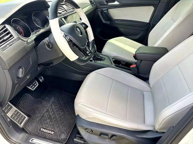 2021 Volkswagen Tiguan 2.0T SE R-Line Black