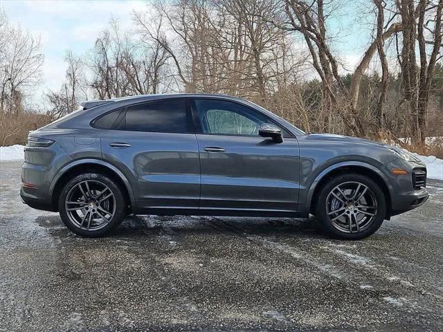 2022 Porsche Cayenne Unknown