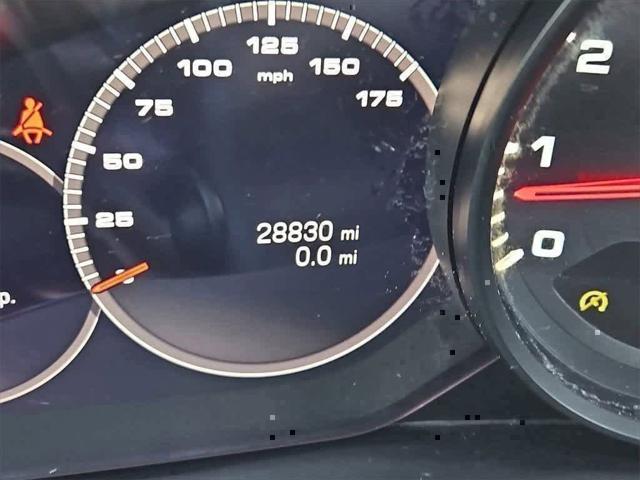 2022 Porsche Cayenne Unknown