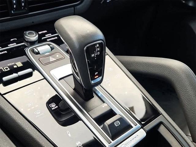 2022 Porsche Cayenne Unknown