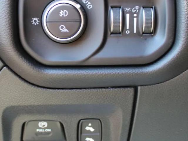 2025 Ram 1500 Laramie Crew Cab 4x4 57 Box