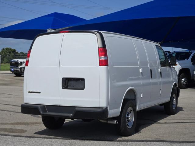 2025 Chevrolet Express Cargo Van RWD 2500 Regular Wheelbase WT