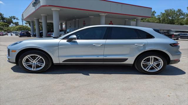2021 Porsche Macan Standard
