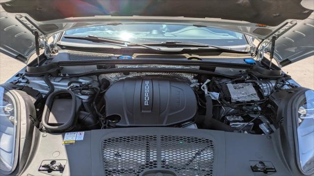 2021 Porsche Macan Standard