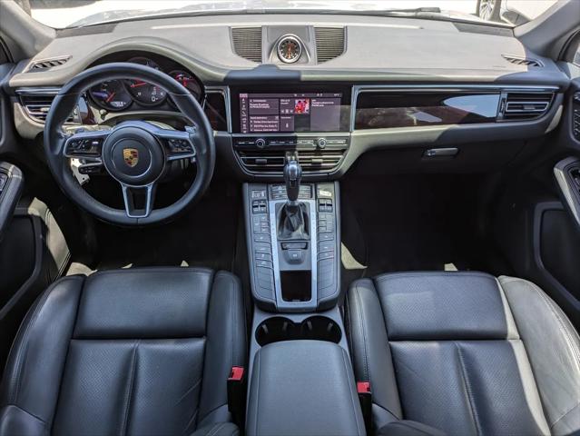 2021 Porsche Macan Standard