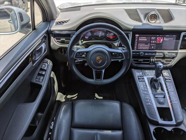 2021 Porsche Macan Standard