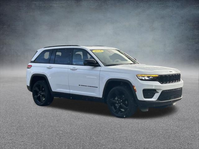2024 Jeep Grand Cherokee Altitude X 4x2