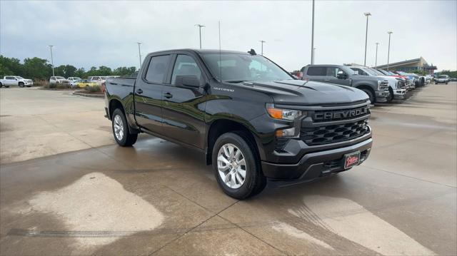 2024 Chevrolet Silverado 1500 4WD Crew Cab Short Bed Custom
