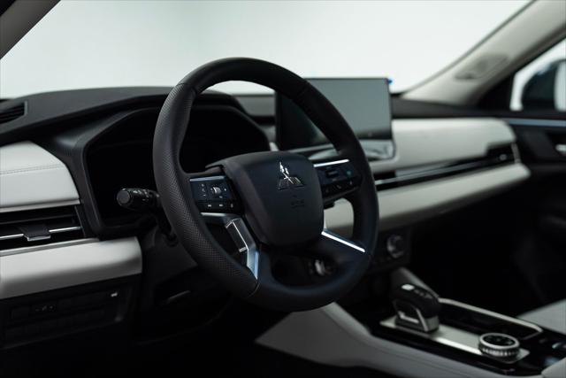 2025 Mitsubishi Outlander PHEV PLATINUM EDITION S-AWC