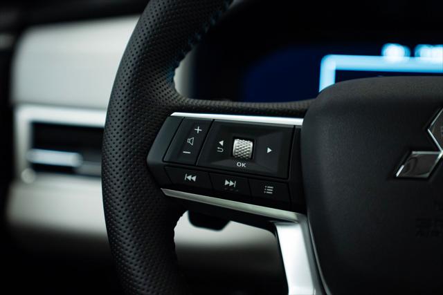 2025 Mitsubishi Outlander PHEV PLATINUM EDITION S-AWC