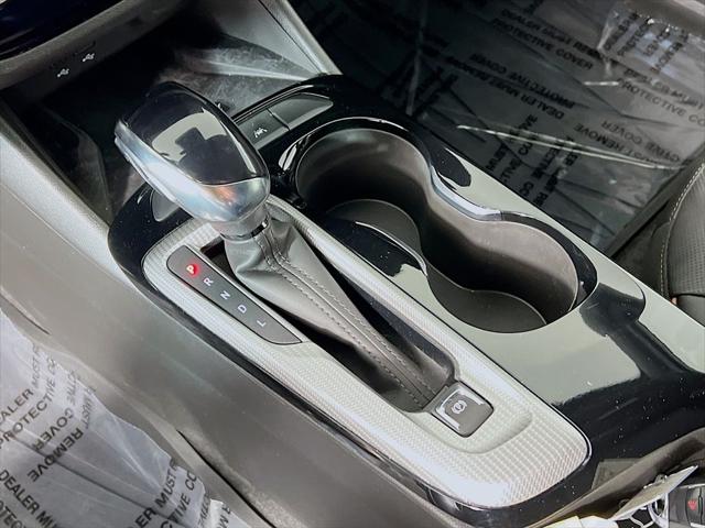 2025 Buick NV Avenir FWD