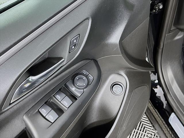 2025 Buick NV Avenir FWD