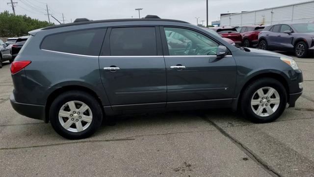 Used 2010 Chevrolet Traverse For Sale in Waterford Twp, MI