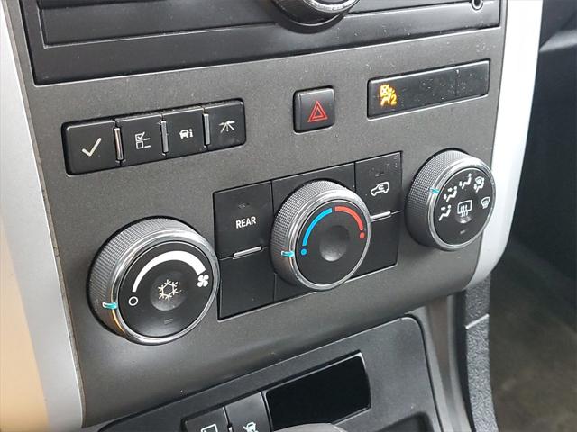 Used 2010 Chevrolet Traverse For Sale in Waterford Twp, MI